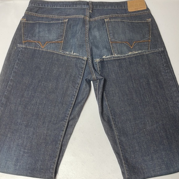 Womans GUESS jeans- The Cliff-Sz38-Dark Wash measurements - Picture 6 of 9